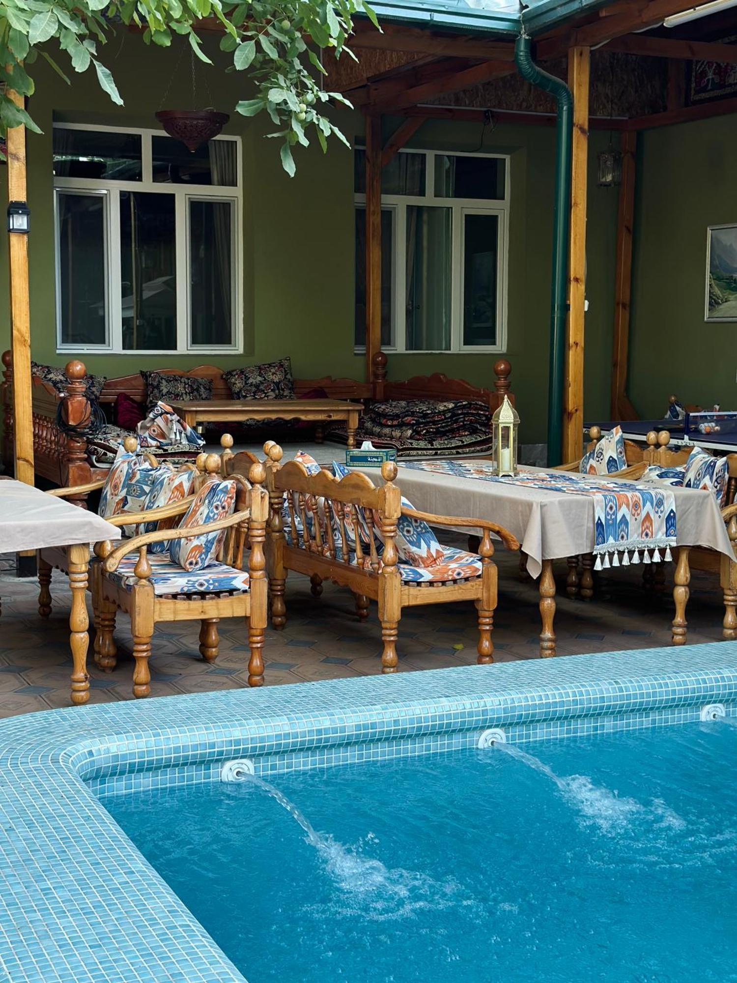 Green Yard Boutique Guesthouse Tasjkent Buitenkant foto