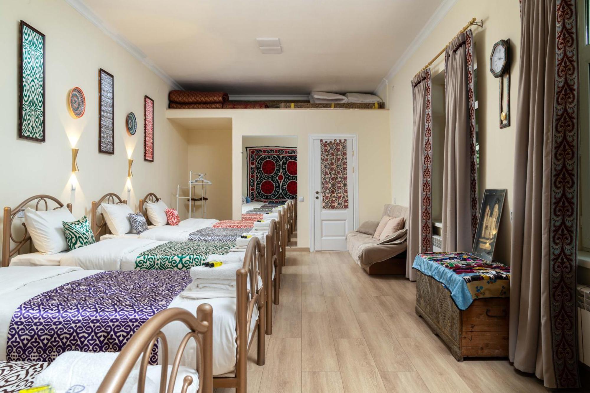 Green Yard Boutique Guesthouse Tasjkent Buitenkant foto